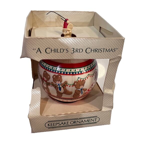 Vintage Hallmark Unbreakable Keepsake Satin Ornament 1984 Child's 3rd Christmas - Picture 5 of 5